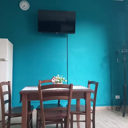 Fedegi House * Schisò