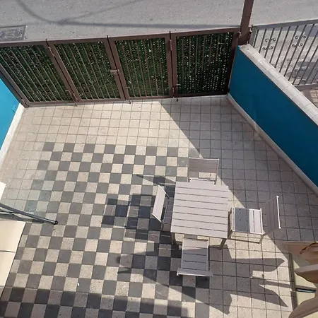 Apartment Fedegi House Schiso