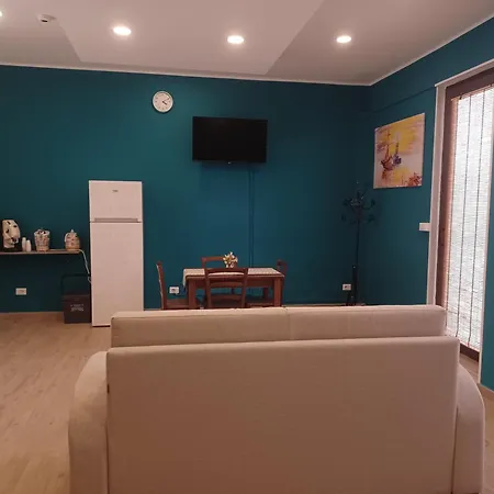 Fedegi House * Schiso
